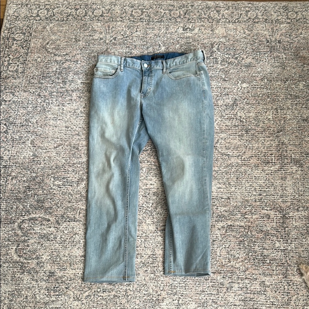 Men's Light Blue Jeans